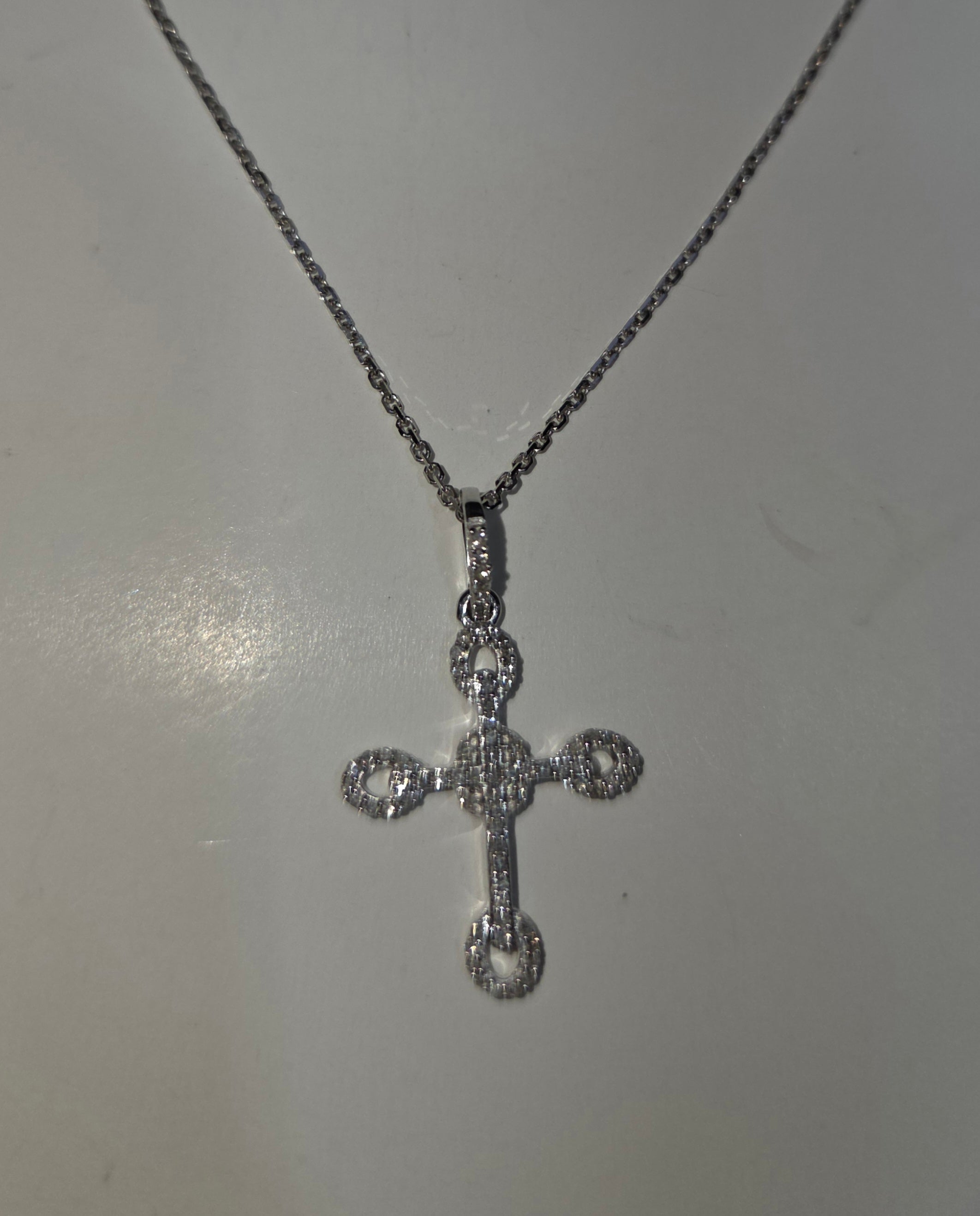 Natural Diamond 18K White Gold Loop Cross Pendant 0.20 CTW